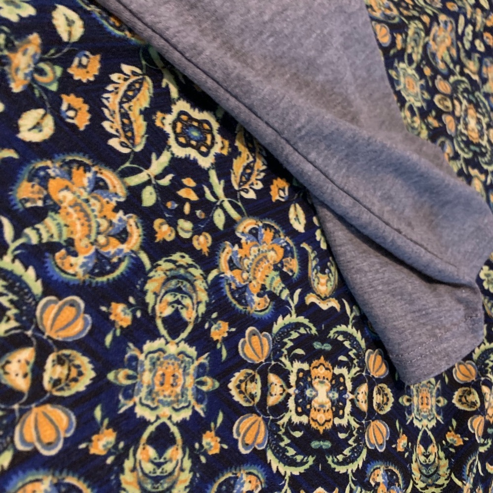 LuLaRoe Randy - Picture 3 of 3